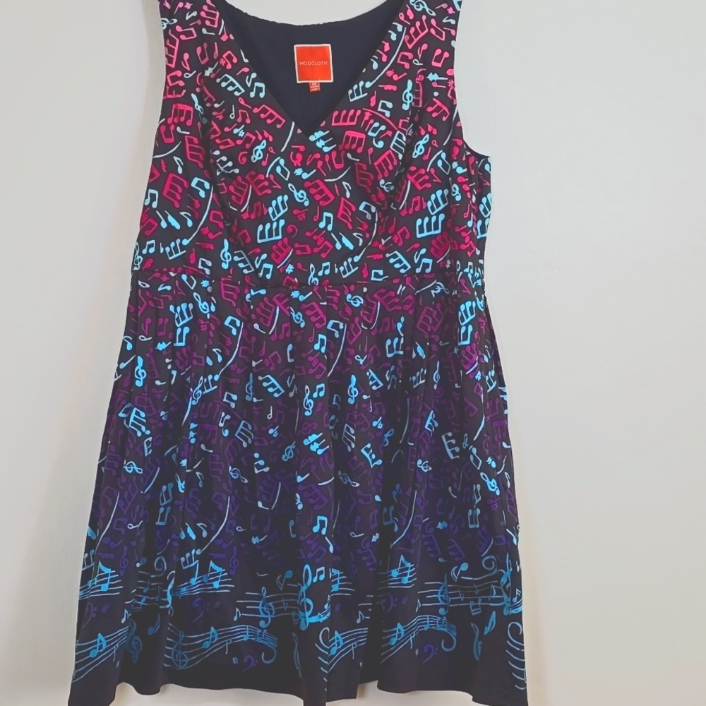 Modcloth midi a line dress music ombre print lining with pockets sleeveless